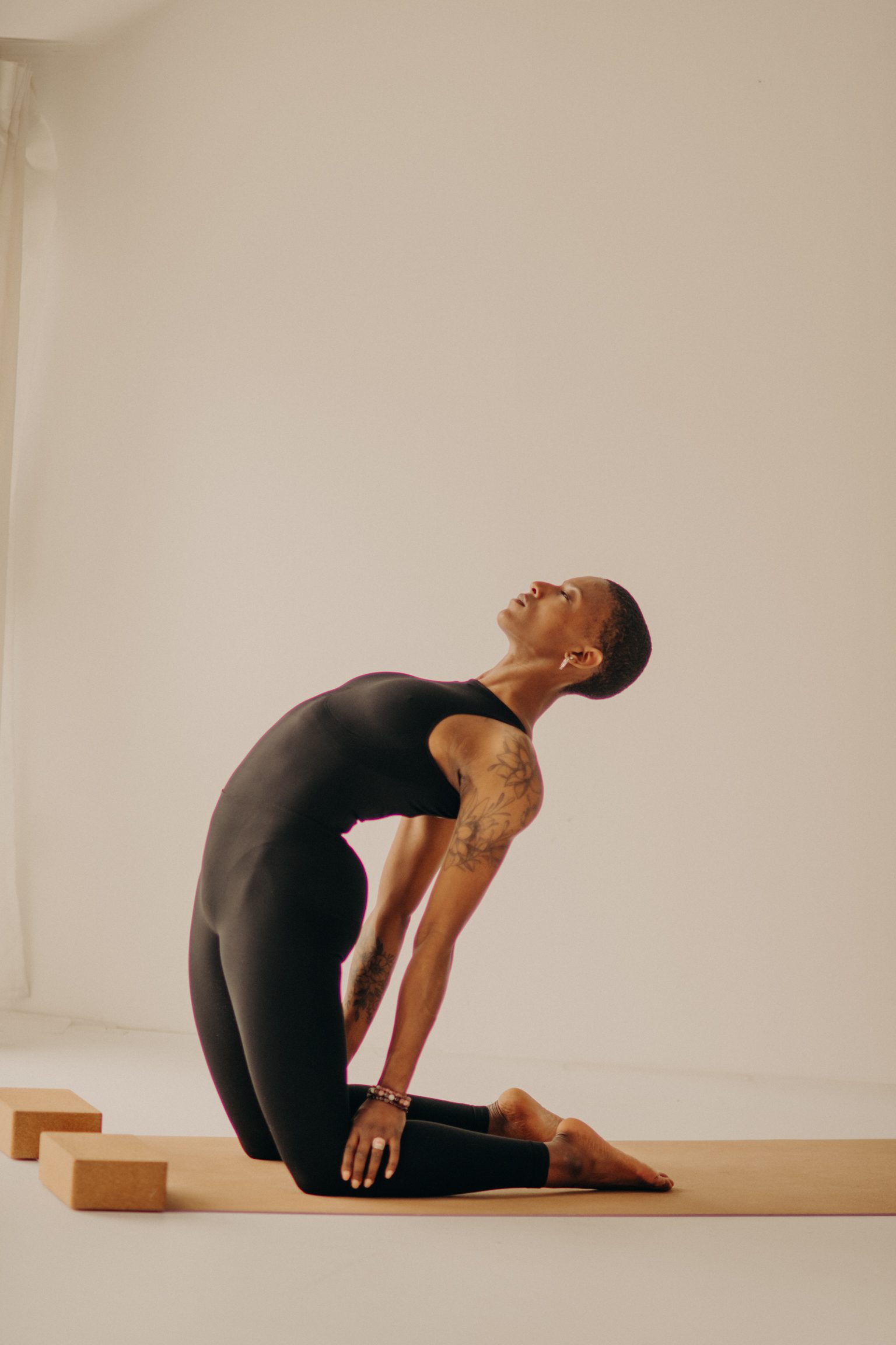 Posture du chameau, ustrasana inspiration yoga shooting